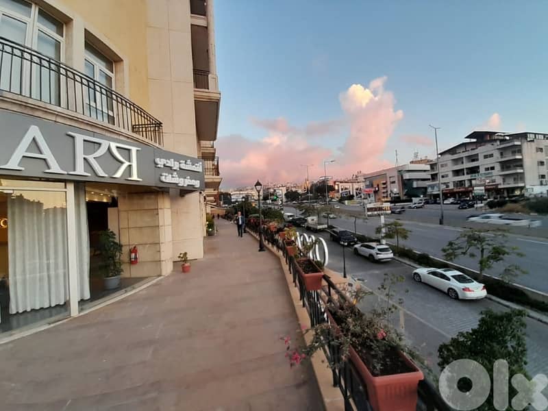 400 Sqm + Terrace | Prime location showroom for rent in Hazmieh 0