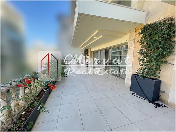 Huge TerracelNew BuildinglPerfect Location 0