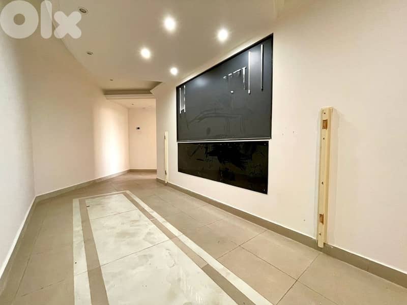 JH25-3906 Office 100m2 for rent in Verdun, $ 1,300 cash 0