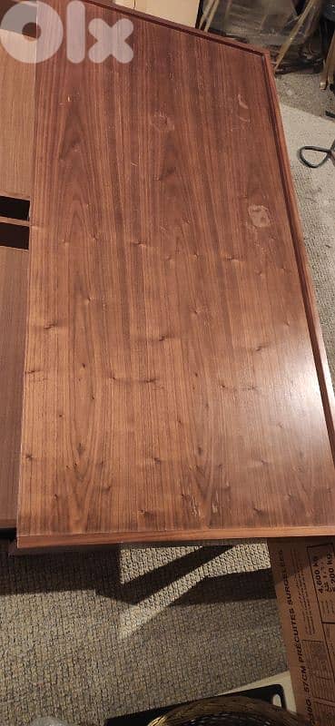 table with 2 drawers 0