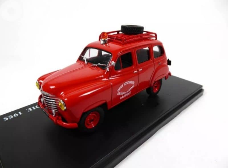 Renault Colorale Prairie 4×4 (1955) diecast car model 1;43 0