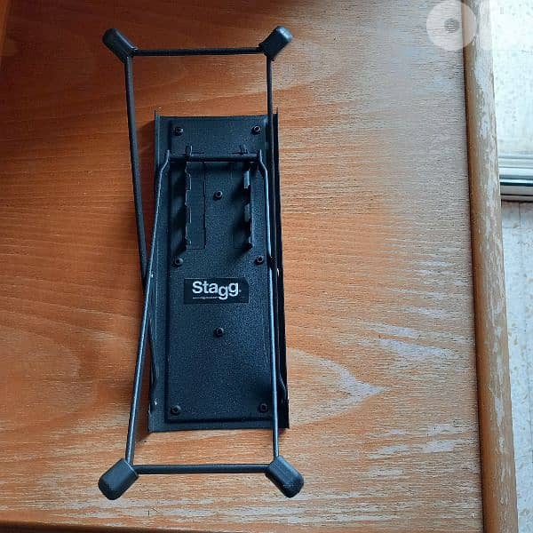 " Stagg " Foot Stool for Guitar & Oud 1