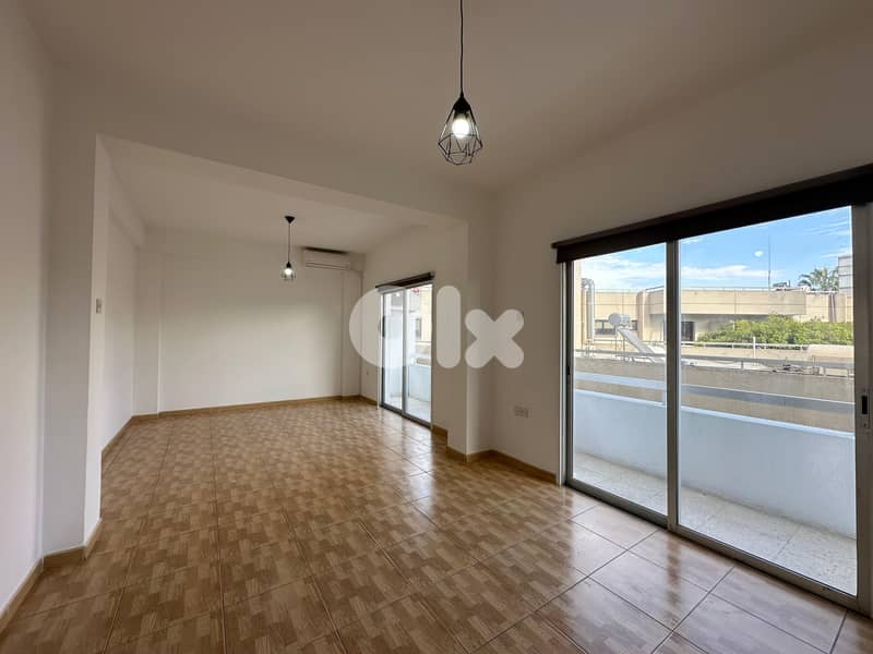 Renovated, equipped, 2 bedroom Flat Larnaca - Phinicoudes beach 0
