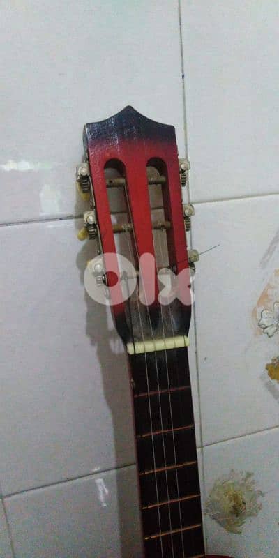 غيتار خشب حجم وسط 3