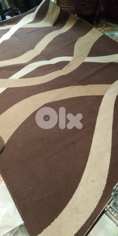 سجاده مميزه سميكه ما بتزحط عالارض 1