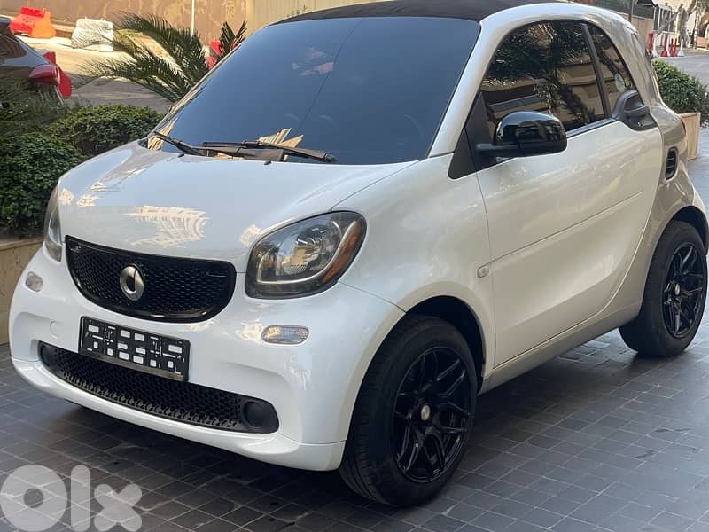 2017 Smart “ Low miles “ 0