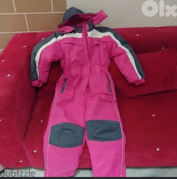 ثياب ثلج حالة ممتازة 6