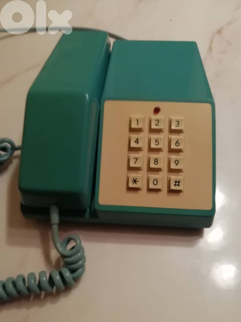 vintage 80s telephones 4 colors available 5