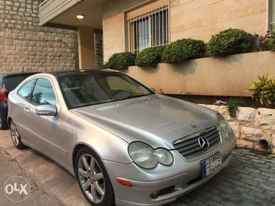 Mercedes-Benz C230 Gray color