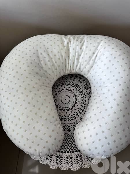 Feeding pillow 1