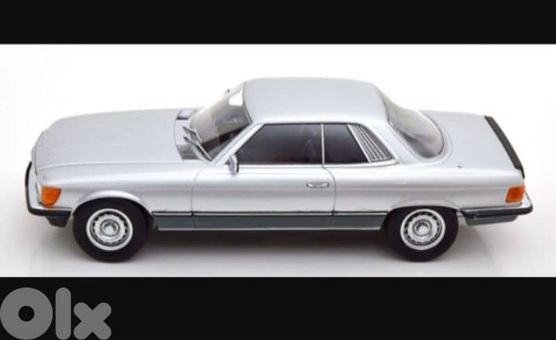 Mercedes 450 SLC (C107) diecast car model. 2
