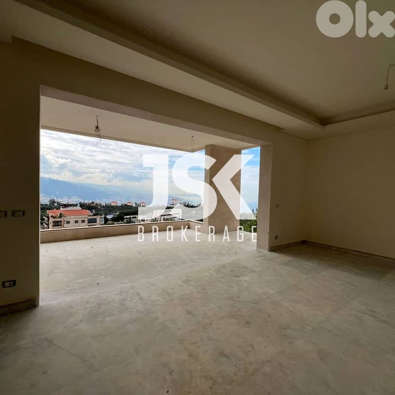 L17042 -Deluxe Apartment For Sale in Adma 0