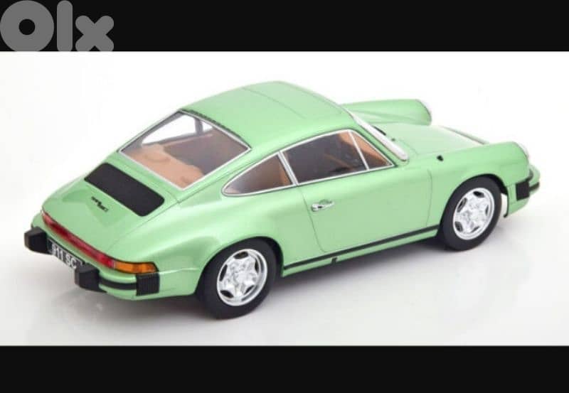 Porsche 911 SC Coupe 1978 diecast car model 1;18 2
