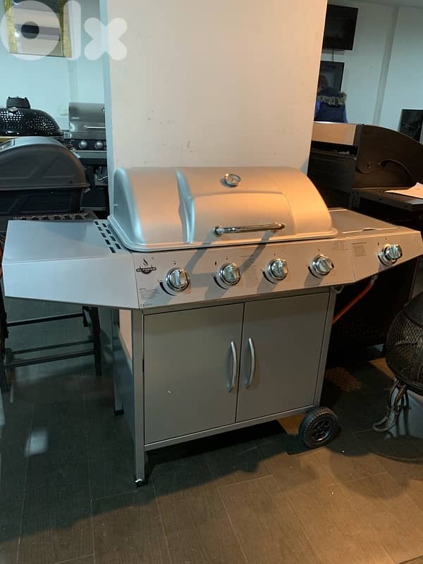 gas barbecue grill 4+side burner 3