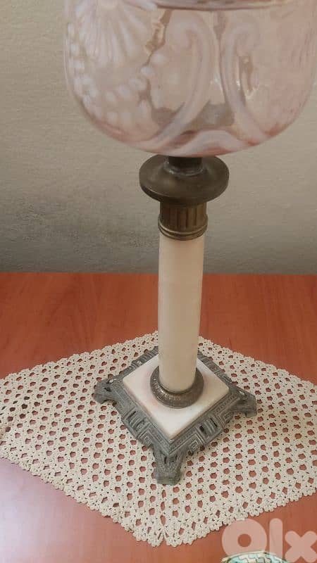 شمعدان رخام قديم 4