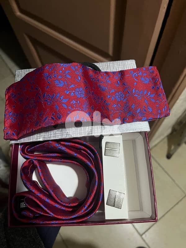 tie box with coflings for 5 usd 0