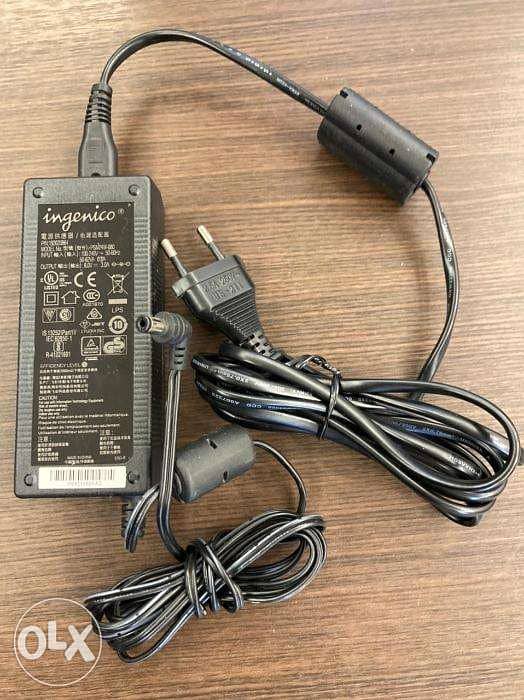 Ingenico adaptor 8V 3Amp 1