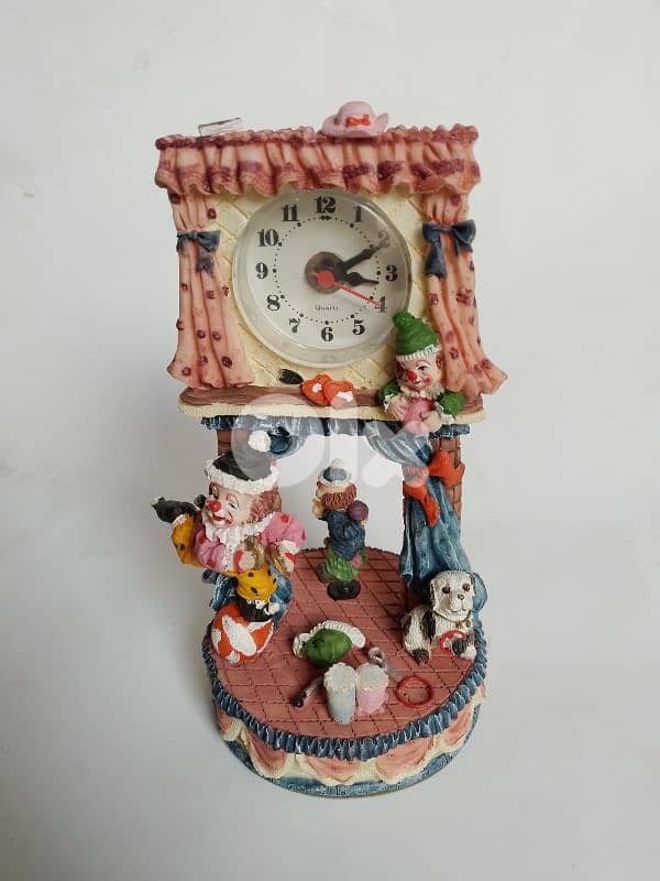 clown resins clock 0