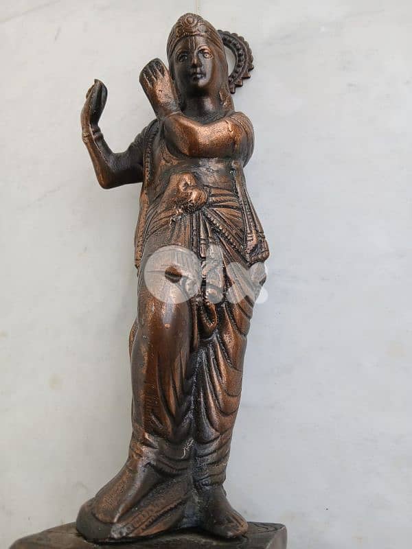 تحفة آلهة الرقص 0