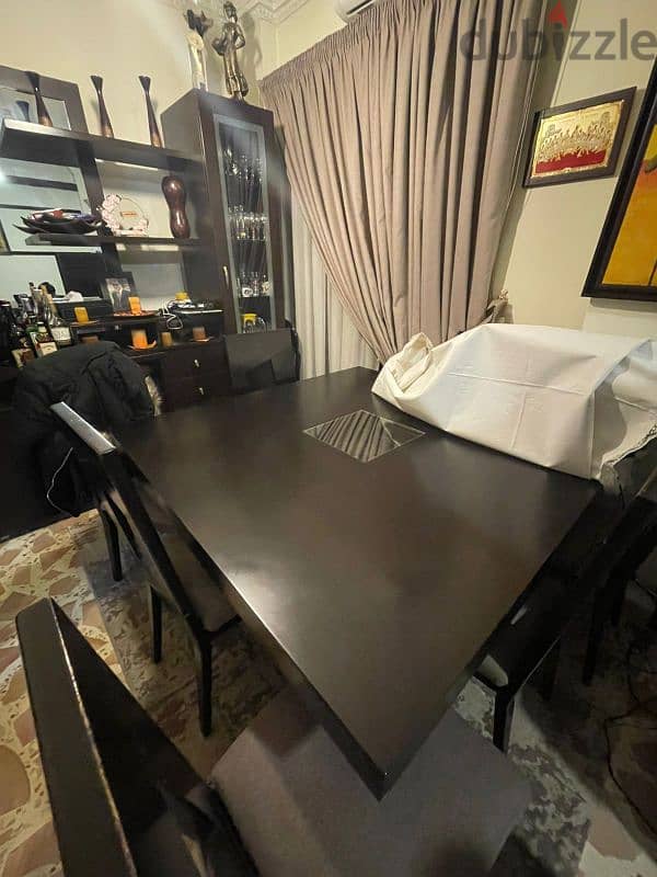 Dining Room: Table + 8 Chairs 0