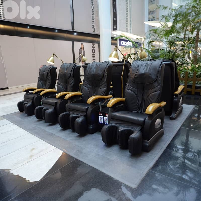 TWIN MASSAGE CHAIR - Coin Operated (Refurbished) 3