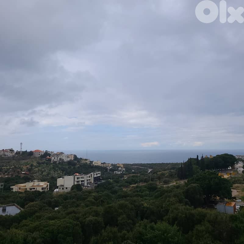 Apartment for rent in Amchit - شقة للإيجار في عمشيت 0