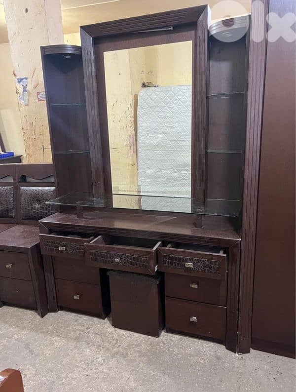 اوضة نوم شغل جورج متى ملبسة قشر تخت بفتح مكانيزيوم 5