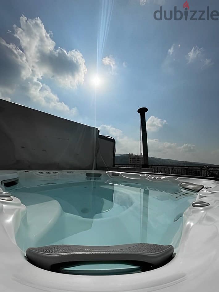 Luxurious Rooftop+Terrace for Rent in Zalka - شقة للإيجار في الزلقا 0