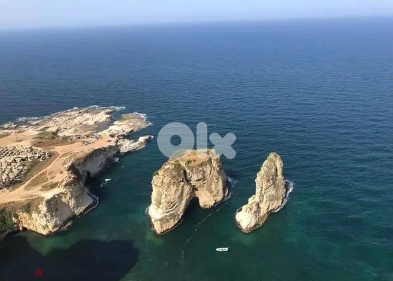 apartment For sale in rawcheh شقة للبيع في الروشة 0