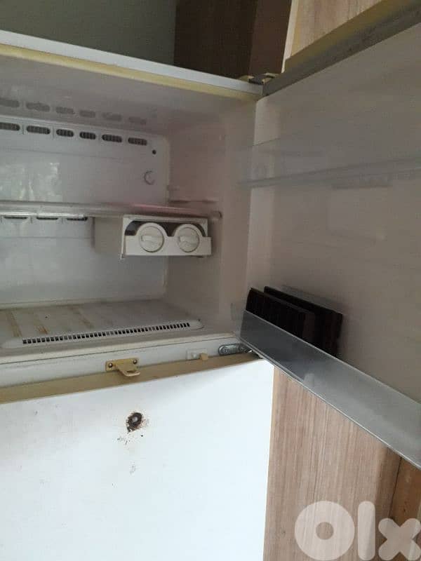 طاولة سفرة للطعام 3