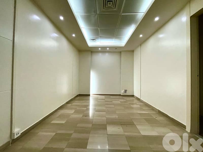 JH25-3943 Office 105m2 for rent in Downtown Beirut, $ 1,600 cash 0