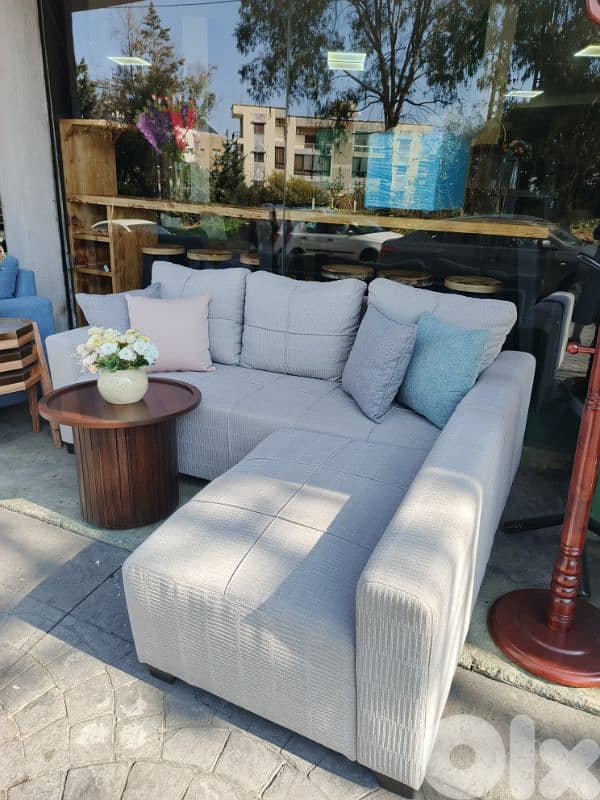 زاوية دعاية. Corner 0