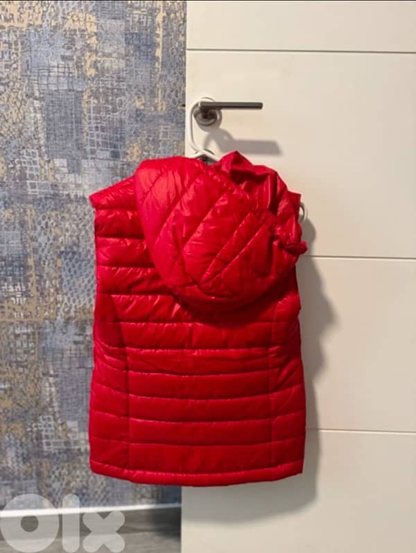 pepe jeans red gilet size M from paris new 1