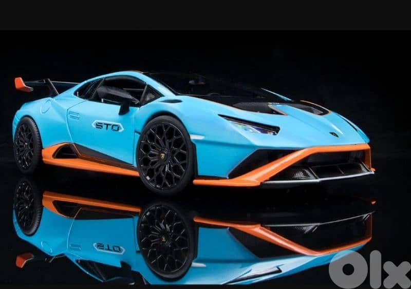 Lamborghini Huracan STO 2021 diecast car model 1;18. 2