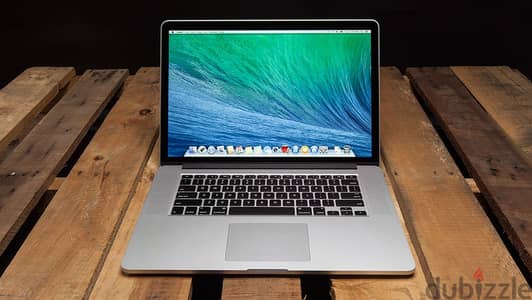 Macbook pro 15" Core I7 16 GB Ram 512 SSD 2015 (Screen not working)
