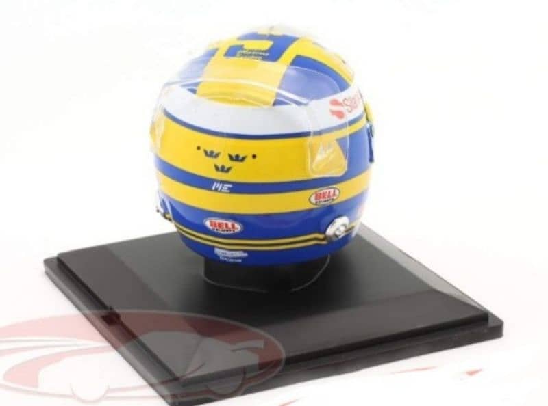 M. Ericsson (Team Alfa Romeo-Sauber 2018) Plastic Helmet model 1:5. 2