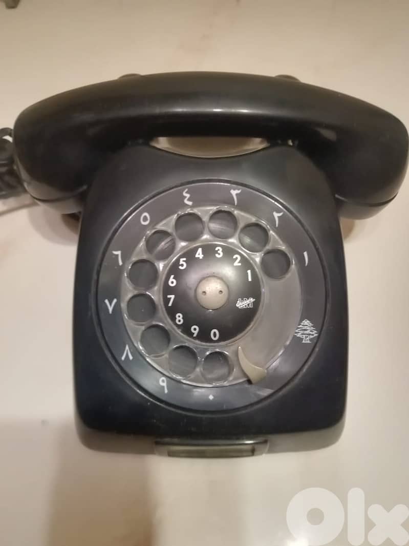 vintage rotary phones starting 25$ ask for model price 12