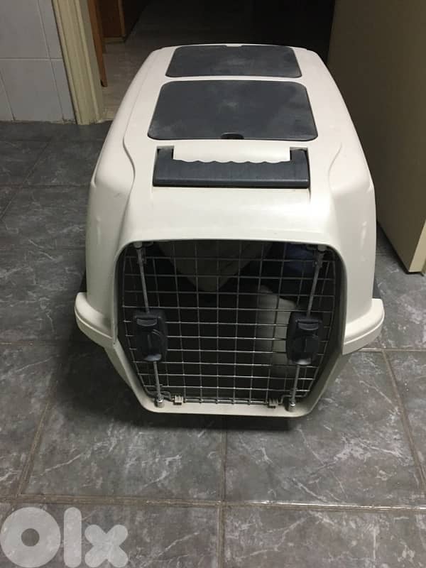 Pet cargo carrier 0
