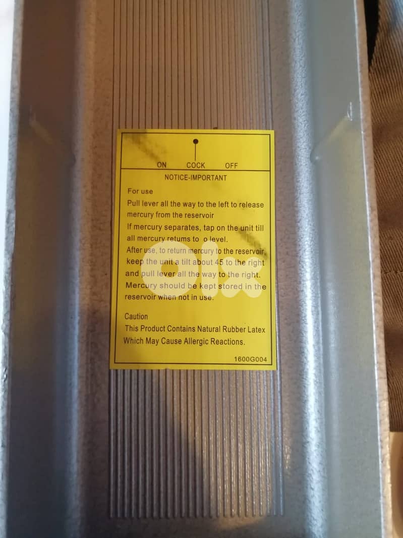 Vintage Sphygmomanometer AlPK 2 in Stand up Case (Blood Pressure Monit 5