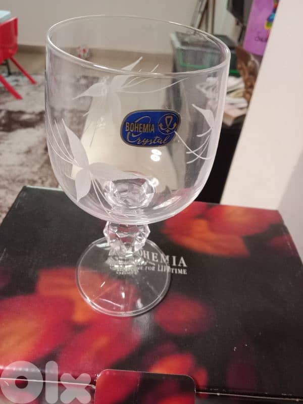 BOHEMIA wine and liquor glasses 1