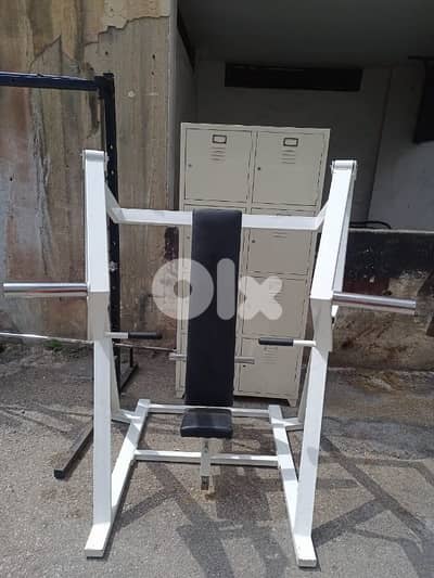 Straight Hammer Chest Press GEO sport معدات رياضية متنوعة