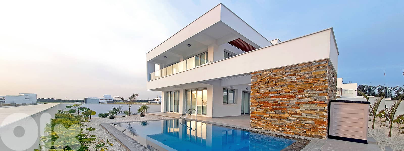 210 SQM Prime Location Sea Side Villa in Paphos, Cyprus + 513 SQM Land 0