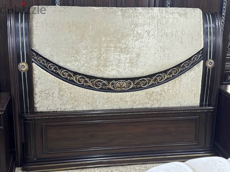 غرفه نوم ملوكيه صنع ماليزيه 7