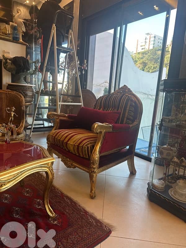 salon auntiqe franci 2