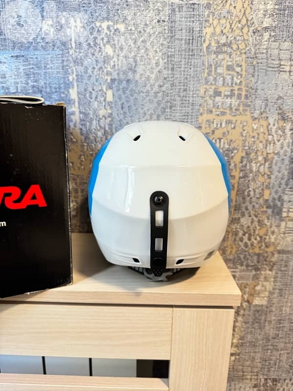 carrera ski helmet  size 49-52cm never worn, half price 1