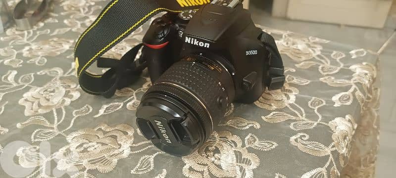 nikon d3500 like new 2