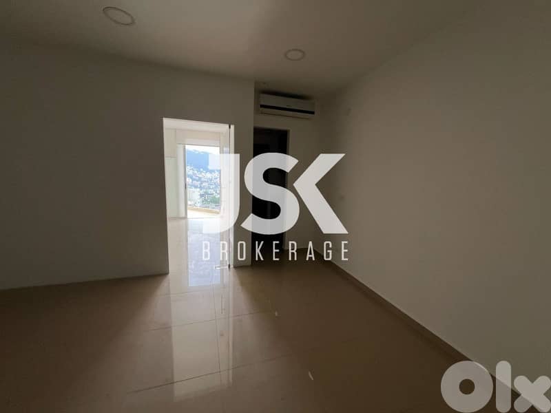 L17118 - 70 Sqm Office For Rent in Adma 0