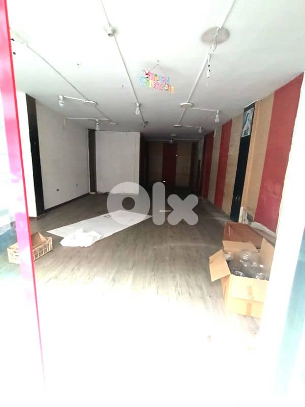 Shop for sale in hazmieh 0