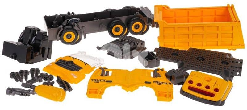 twisting dump truck 3