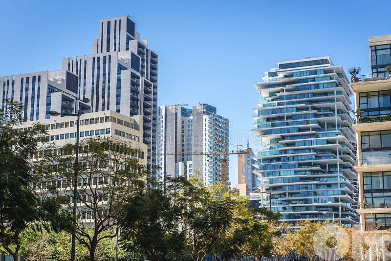 Prime Location- Commercial Store For Rent In The Heart Of Downtown 0